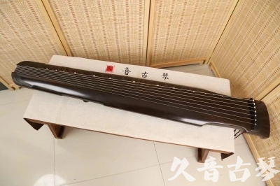 凉山彝族自治州●久音古琴  ●限量款式 20240627 [精品演奏仲尼式]