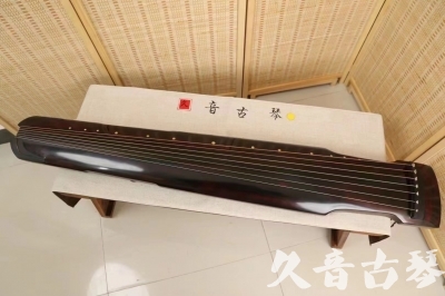 凉山彝族自治州●久音古琴   ●新品推荐20240711  [高级精品演奏仲尼式]